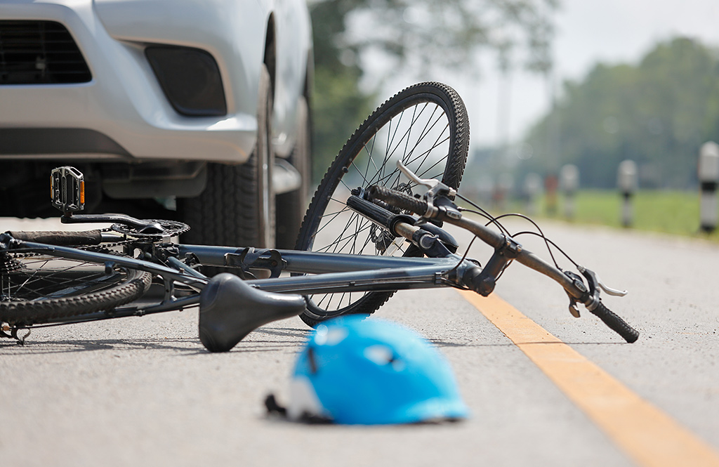 Avoid Your Next Crash With These Bicycle Safety Tips - Tolbert Beadle